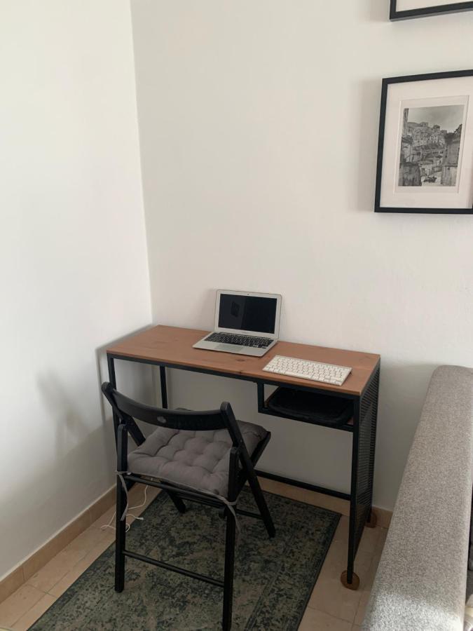 Appartement Mansarda Di Nolo-mm Pasteur-red Line *